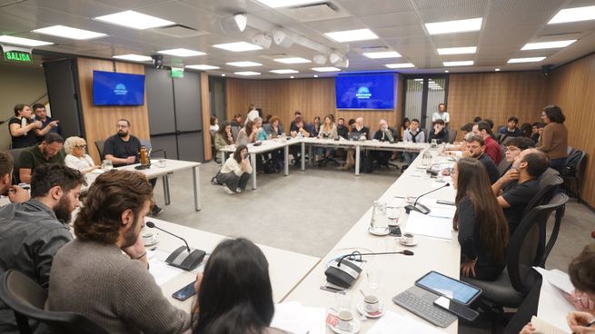 Tres bloques convocaron al encuentro, en el que estuvieron estudiantes, gremios y ONGs.