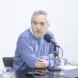 la provincia anuncio un aumento en el servicio alimentario escolar y le reclamo a nacion una deuda de $220.800 millones