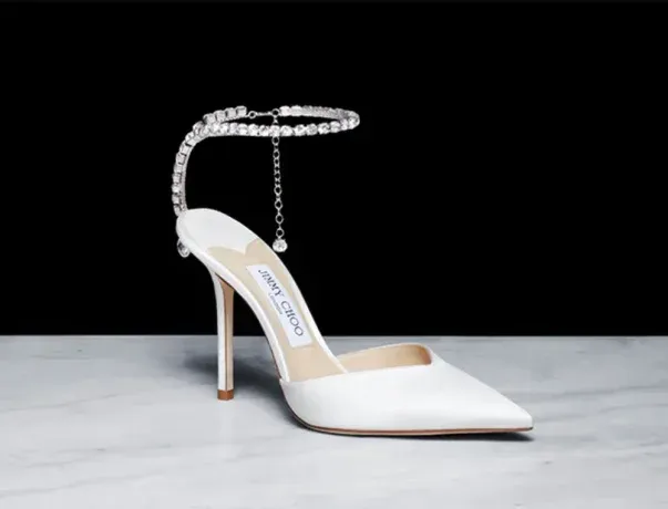 Tamara Mellon pasó de editora de moda a magnate del calzado, construyendo un negocio de millones que calzó a celebridades en todo el mundo.   Tamara Mellon pasó de editora de moda a magnate del calzado, construyendo un negocio de millones que calzó a celebridades en todo el mundo.  