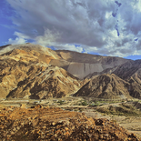 La empresa, controlada por Aisa Group, logró revertir el cierre de la mina Gualcamayo y proyecta dos décadas de expansión con el Proyecto Carbonatos Profundos. La empresa, controlada por Aisa Group, logró revertir el cierre de la mina Gualcamayo y proyecta dos décadas de expansión con el Proyecto Carbonatos Profundos.