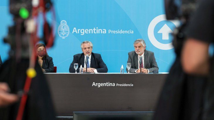 Alberto Fernández lanzó planes para la ciencia