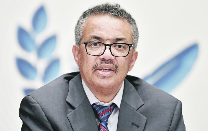 HABLÓ CON EL CORAZÓN. Adhanom Ghebreyesus, titular de la OMS, clamó ayer por un reparto más solidario de las vacunas contra el nuevo coronavirus entre países ricos y pobres.