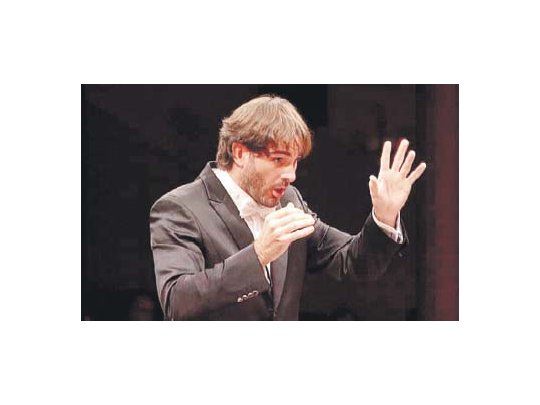 El director español Ignacio García-Vidal presentará, en Uruguay y la Argentina, la versión “gitana” de “El amor brujo”, la obra de Manuel de Falla que celebra su centenario.