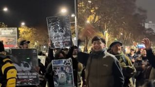 Activistas veganos fueron a protestar a La Rural y la gente les respondió al grito de choripán.