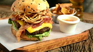 La ruta de la hamburguesa en Buenos Aires. La ruta de la hamburguesa en Buenos Aires.