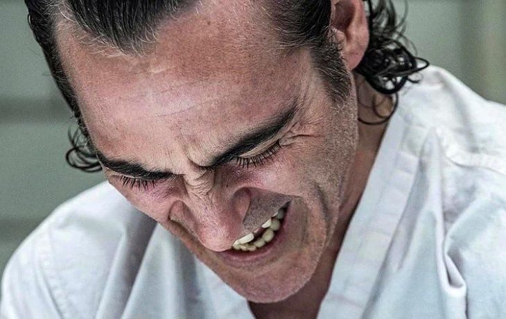La destacable actuación de Joaquin Pheonix interpretando al “Guasón” le valió ganar el premio Oscar a mejor actor el pasado domingo&nbsp;en la entrega número 92 de los premios de la Academia.