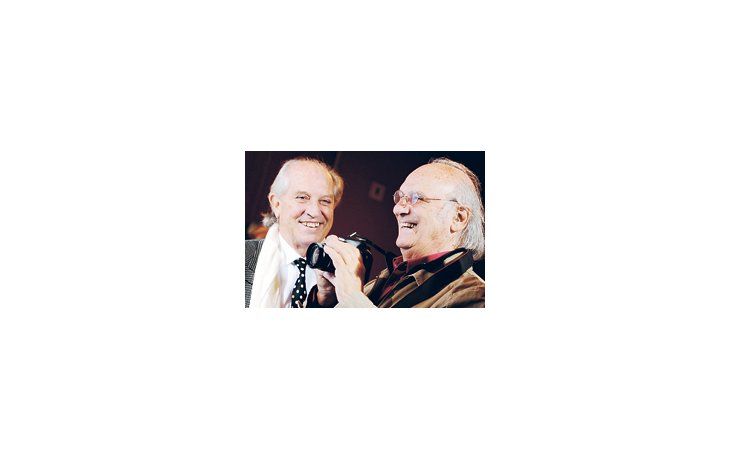 ámbito.com | Carlos Saura junto a Vittorio Storaro, director de fotografía de «Io, Don Giovanni», film que muestra un Mozart muy diferente al  «Amadeus» de Milos Forman, presidente del jurado del IV Festival de Cine de Roma.