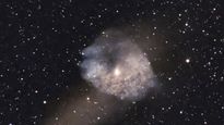 El cometa 3I/ATLAS mostró actividad inusual al liberar chorros helados mientras se acercaba al Sol.