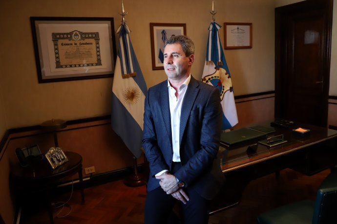 El senador nacional por San Juan, Sergio Uñac, recibió a Ámbito en su despacho del Congreso. 