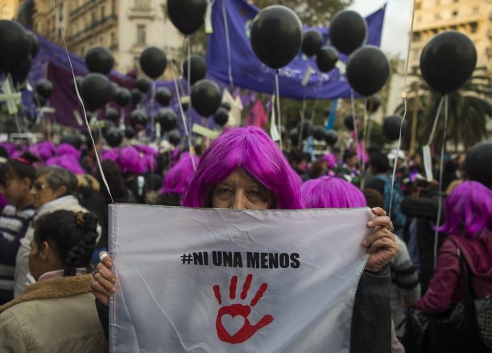 Multitudinaria marcha para volver a exigir Ni una menos (foto 2)