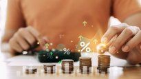 bcra baja la tasa 10 puntos: la lleva al 70% ¿que efecto tendra en el plazo fijo?