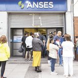 Con el incremento de febrero, las jubilaciones aumentan un 2,85%. Con el incremento de febrero, las jubilaciones aumentan un 2,85%.