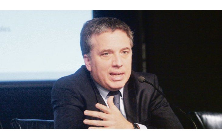 ámbito.com | calma. Desde el Ministerio de Hacienda de Nicolás Dujovne hubo ayer tranquilidad al ver que el ajuste fiscal quedaba firme.