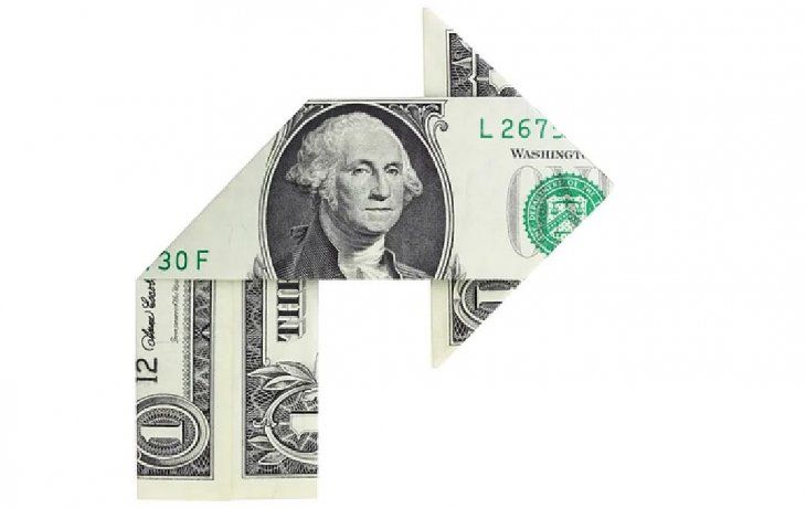 Giro a la derecha (¿también?) en los mercados: es hora de invertir en bonos, dólar y UVA