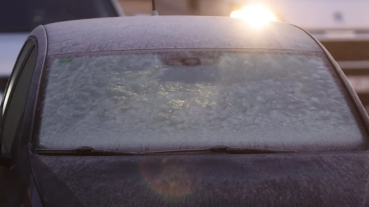 Snow in Buenos Aires: The tricks to be able to get the frow store from the car