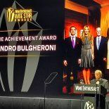 La entrega del Lifetime Achievement Award a Alejandro Bulgheroni se realizó en uno de los principales centros internacionales del negocio del vino. La entrega del Lifetime Achievement Award a Alejandro Bulgheroni se realizó en uno de los principales centros internacionales del negocio del vino.