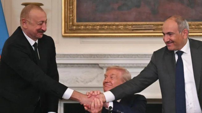 Azerbaiyán y Armenia se comprometen a terminar su conflicto, ante la intervención de Donald Trump.