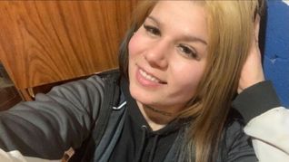 Juana Antonich, madre de dos niñas, salió para una falsa entrevista laboral y fue hallada sin vida. Su familia reclama justicia y critica la demora policial.