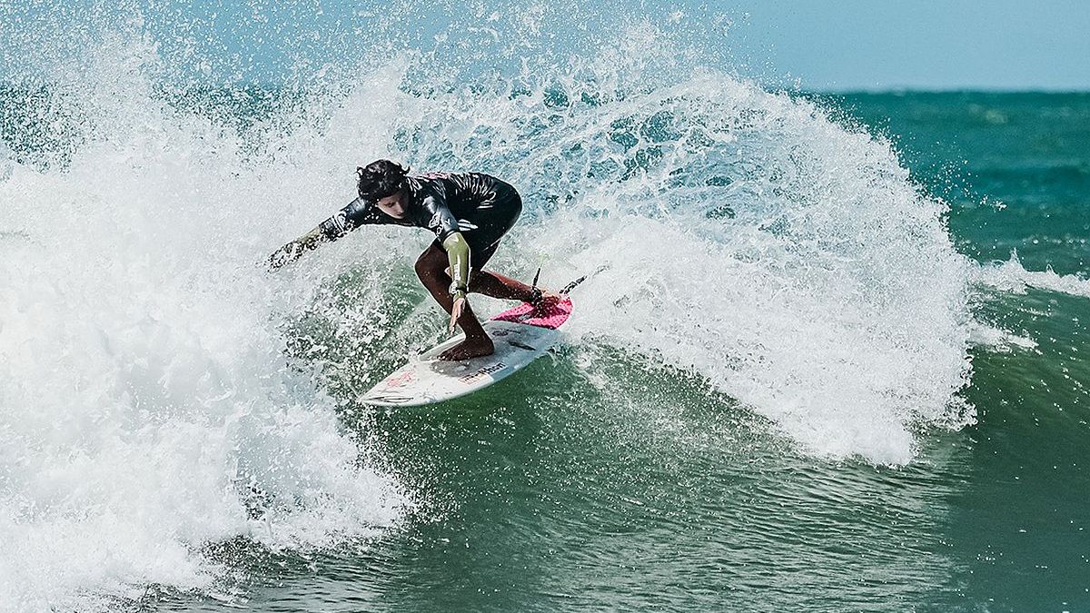 THE BOOM OF THE SEEDER OF THE ARGENTINE SURF: TORNAZO IN MARDEL AND CAMPUS IN HAWAII