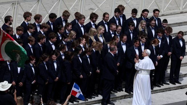 La audiencia general estuvo centrada en el papel de la Iglesia en el mundo actual.
