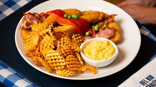 Del Río Cantina reúne platos caseros con identidad y una atención cálida y personalizada. Del Río Cantina reúne platos caseros con identidad y una atención cálida y personalizada.