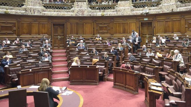 El gobierno busca alinear posturas antes de la votación de la Rendición de Cuentas en el Parlamento.