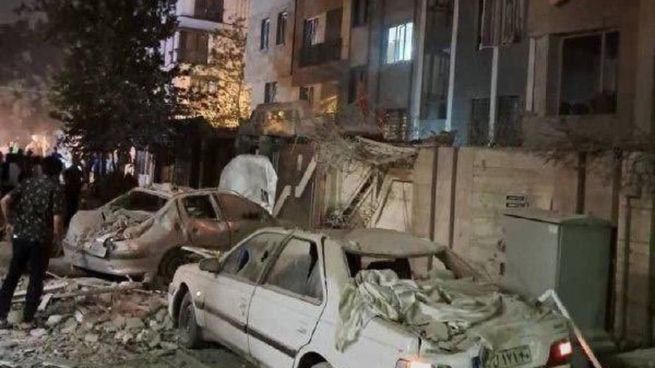 Minutos después del ataque, empezaron a circular en redes sociales videos de los destrozos que se ven en Irán.