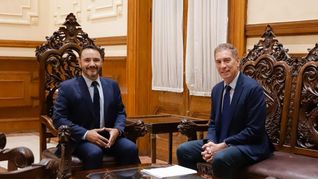 Juan Pablo Valdés y Diego Santilli se reunieron en la Casa de Gobierno de Corrientes. Juan Pablo Valdés y Diego Santilli se reunieron en la Casa de Gobierno de Corrientes.