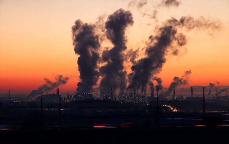 La OMS estima que 9 de cada 10 personas en el mundo respiran aire contaminado