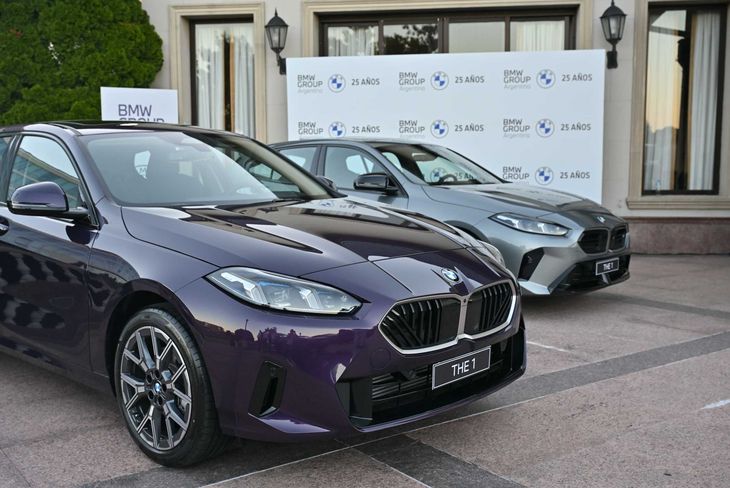 El año comenzó con el lanzamiento de dos de los modelos más representativos de la marca: el BMW Serie 1 y el BMW X3. El año comenzó con el lanzamiento de dos de los modelos más representativos de la marca: el BMW Serie 1 y el BMW X3.