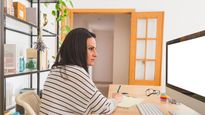 Los escritorios plegables son ideales para livings o dormitorios.&nbsp;
