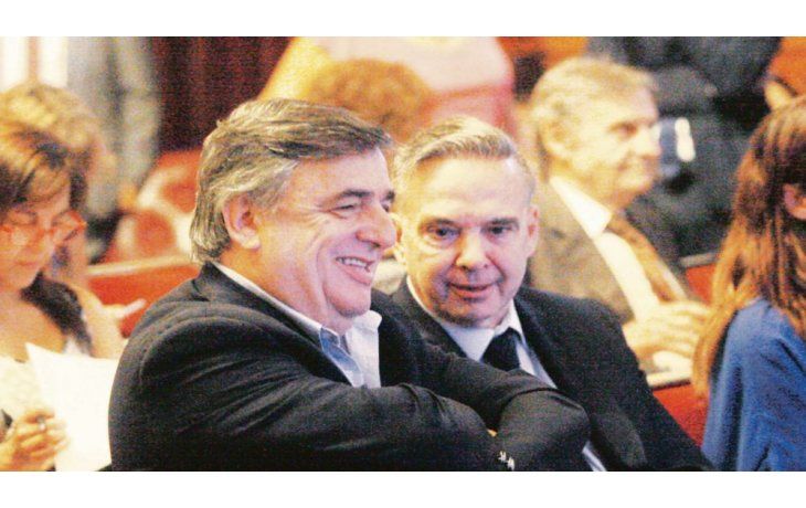 ámbito.com | Política. El jefe del interbloque de Cambiemos en Diputados, Mario Negri; y el líder del PJ en el Senado y delegado premium de gobernadores justicialistas, Miguel Pichetto, figuras clave del próximo Congreso