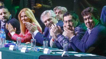 Alberto Fernández y Magario, de campaña en Smata.&nbsp;