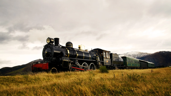 Se inicia en 1906 el proceso de nacionalización de los ferrocarriles al fusionarse el Ferrocarril Central y el Ferrocarril Nacional.