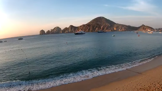 El Cabo San Lucas en la mañana de este miércoles.