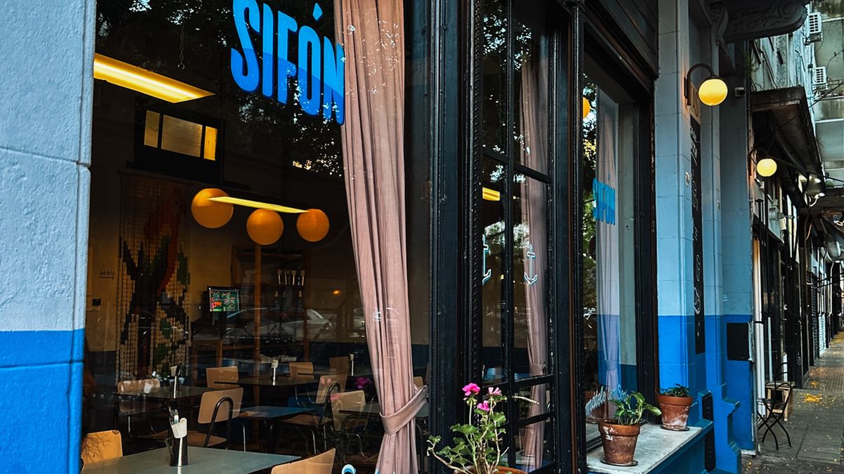 El lugar de Buenos Aires que rinde homenaje a la soda y a Chacarita con su  propuesta gastronómica