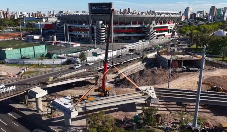 El tránsito proveniente de la Riccheri con dirección al centro será desviado hacia Av. General Paz, desde donde podrán tomarse distintas rutas alternativas. El tránsito proveniente de la Riccheri con dirección al centro será desviado hacia Av. General Paz, desde donde podrán tomarse distintas rutas alternativas.