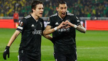 Descomunal. Ángel Di María metió a Juventus en los octavos de final de la Europa League con tres goles en Francia.