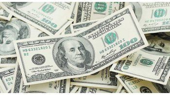 ámbito.com | Medidas de Caputo impactaron en el dólar: cayó 45 centavos a $ 28,40