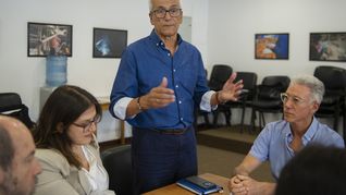 Juan Castillo participó de un nuevo acuerdo del Ministerio de Trabajo y Seguridad Social en el ámbito del trabajo doméstico. Juan Castillo participó de un nuevo acuerdo del Ministerio de Trabajo y Seguridad Social en el ámbito del trabajo doméstico.