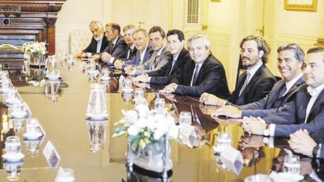 cambio. Diciembre de 2021: última cumbre de gobernadores para la firma del nuevo Consenso Fiscal que les quitó a las provincias la obligación de avanzar en una baja de Ingresos Brutos, definida durante la gestión de Mauricio Macri.
