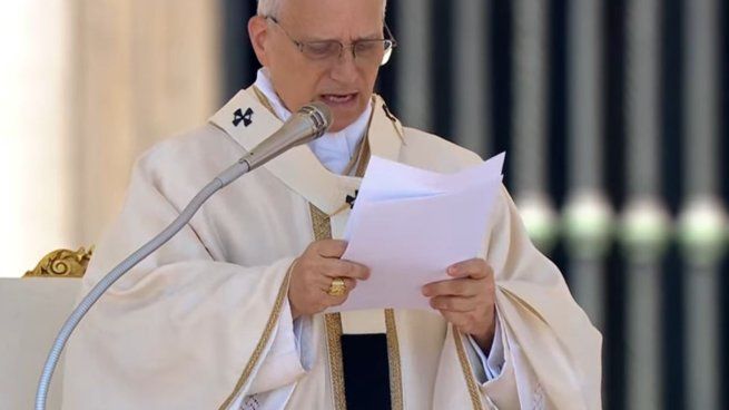 El papa León XIV renovó su llamado a la oración por la paz