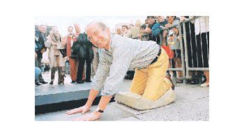 Ben Gazzara cuando vino en 2001 al Festival de Mar del Plata, donde se mostró calmo y paciente, muy lejos de su sanguinario Al Capone o los neuróticos que compuso para su amigo John  Cassavetes.