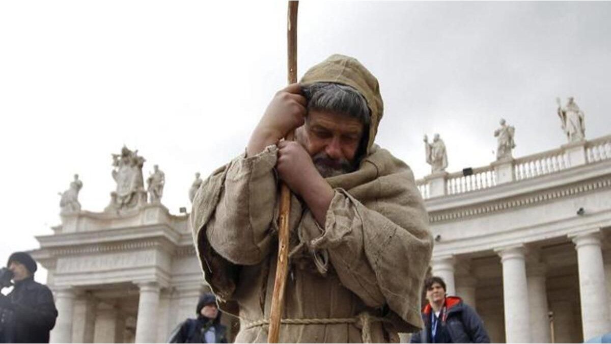 The story of the mysterious monk who was in Francisco’s assumption and reappeared 12 years later