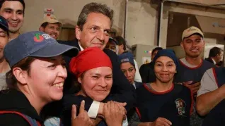 Sergio Massa estuvo con sectores productivos de General Roca.