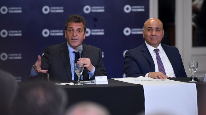 Sergio Massa encabezó un acto con Juan Manzur en Tucumán.