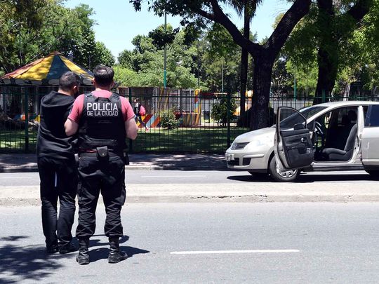 Crimen de Lucas González: ordenan la detención de otros dos comisarios