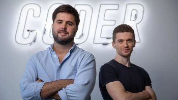 Christian Patiño y Nahuel Lema, fundadores de Coderhouse, la plataforma argentina de enseñanza online que prepara su expansión a América Latina