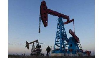 Petróleo se hundió 4,6% y cerró debajo de los u$s 40