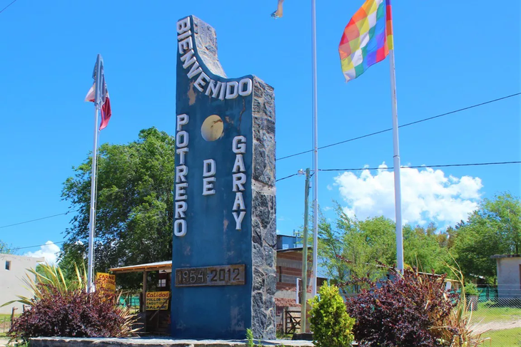 Surrounded by mountains and with an imposing lake, this Cordoba corner combines nature and adventure. Surrounded by mountains and with an imposing lake, this Cordoba corner combines nature and adventure.